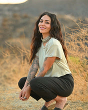 Load image into Gallery viewer, ALMA CROP TEE