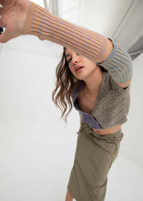 Load image into Gallery viewer, PUZZLE CROP CARDIGAN-4