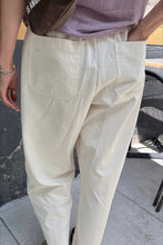 Load image into Gallery viewer, GardenersPants_Naturel_3.jpg