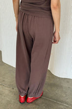 Load image into Gallery viewer, Chocolate Pointelle Balloon Pant