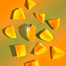 Load image into Gallery viewer, Midi Mango Hair Claw Clip