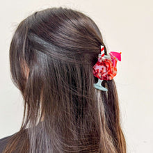 Load image into Gallery viewer, Midi Daiquiri Hair Claw Clip