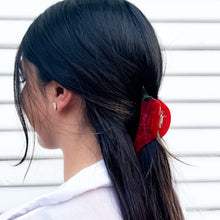 Load image into Gallery viewer, Midi Chili Pepper Hair Claw Clip