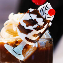 Load image into Gallery viewer, Midi Sundae Hair Claw Clip
