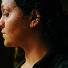 Load image into Gallery viewer, granulated-ear-cuff-05.jpg