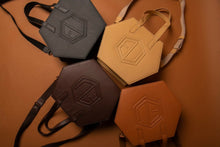 Load image into Gallery viewer, EUMELANIN BAG DM35