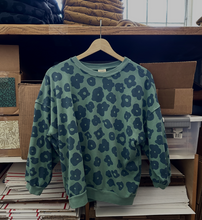 Load image into Gallery viewer, Stevie Sweatshirt