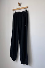 Load image into Gallery viewer, Black Balloon Pant