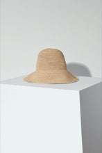 Load image into Gallery viewer, Natural Teagan Bucket