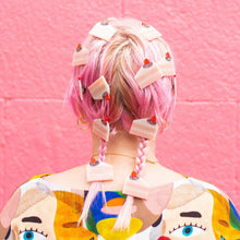Load image into Gallery viewer, Cake Alligator Hair Clip Set