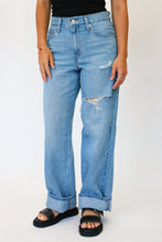 Load image into Gallery viewer, In The Middle Baggy Dad Jean
