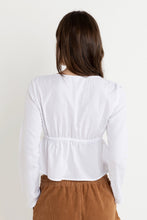 Load image into Gallery viewer, White Belle Tie Front Top
