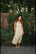 Load image into Gallery viewer, Butter Makinna Poplin Dress
