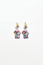 Load image into Gallery viewer, 68f6623ec600065f8f92bc31_abacus-row-aster-earrings-no-02-001_1762810766223.jpg
