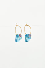 Load image into Gallery viewer, 68f6623ec600065f8f92bc31_abacus-row-sweet-pea-earrings-no-38-002_1762810496952.jpg

