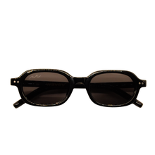 Load image into Gallery viewer, 68f6623ec600065f8f92bc31_black-jelly-front1_1763086829924.png
