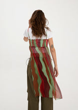 Load image into Gallery viewer, 68f6623ec600065f8f92bc31_disco-dress-no-1-wavy-pattern-sustainable-ecofriendly_1762102613265.jpg
