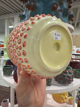 Load image into Gallery viewer, 68f6623ec600065f8f92bc31_img-0542-small_1763108018892.jpeg
