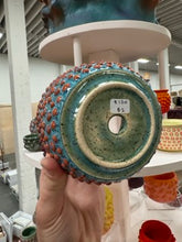 Load image into Gallery viewer, 68f6623ec600065f8f92bc31_img-0544-small_1763108075618.jpeg
