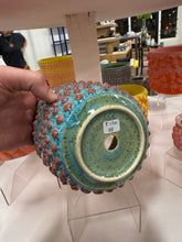 Load image into Gallery viewer, 68f6623ec600065f8f92bc31_img-0560-medium_1763113870796.jpeg
