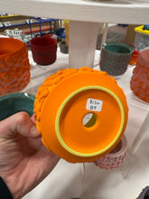 Load image into Gallery viewer, 68f6623ec600065f8f92bc31_img-0562-medium_1763113931851.jpeg
