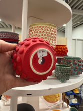 Load image into Gallery viewer, 68f6623ec600065f8f92bc31_img-0570-medium_1763114179579.jpeg
