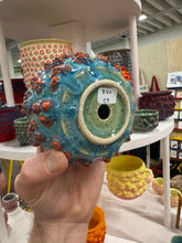 Load image into Gallery viewer, 68f6623ec600065f8f92bc31_img-0572-medium_1763114233373.jpeg

