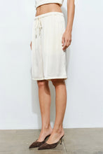 Load image into Gallery viewer, Ivory Lily Relaxed Shorts
