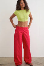 Load image into Gallery viewer, BANIAH-CRP-CARDI-FLT-KNT-LILY-GRN-BRUN-TROUSER-W-TF-POPLIN-SCARLET-44771.jpg
