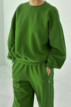 Load image into Gallery viewer, FTCoreSweatshirt_Avocado_1.jpg

