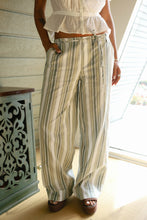 Load image into Gallery viewer, IYANA_MAY_268.jpg
