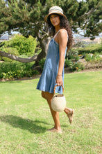 Load image into Gallery viewer, IYANA_MAY_46_9480e29c-f183-46ce-94a0-3f2795aceb59.jpg
