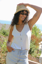 Load image into Gallery viewer, IYANA_MAY_85_0a63bdb1-4e71-44aa-a206-7c85c7fa46b8.jpg
