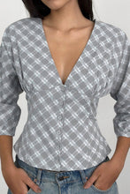 Load image into Gallery viewer, KADEKA-SHIRT-GREY-OBLIQUE-CHECK.jpg
