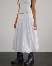 Load image into Gallery viewer, White Poplin Kiyono Skirt
