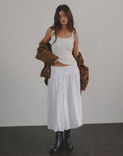 Load image into Gallery viewer, White Poplin Kiyono Skirt
