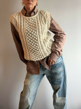 Load image into Gallery viewer, Mauve L-Sleeve Button Down Shirt
