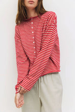 Load image into Gallery viewer, OAR0281_RED-BEIGE_4_M_1500.jpg
