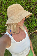 Load image into Gallery viewer, PhotoApr052026_61428PM_e68b3b60-e5f7-416e-a52d-3d7aeea56e33.jpg
