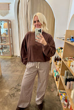 Load image into Gallery viewer, Espresso Stripe Pop Pant
