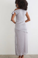 Load image into Gallery viewer, SARDIAN-DRESS-CFN-MNCHRM-SLVR-GRY-33599.jpg
