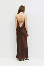Load image into Gallery viewer, SMR0575_BROWN_2_M_1500.webp
