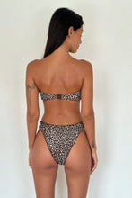 Load image into Gallery viewer, Leopard Sorawa Bikini Top

