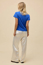 Load image into Gallery viewer, T1610SOLID-ULMRN_SOLIDSOLOTEE_EC_2.jpg
