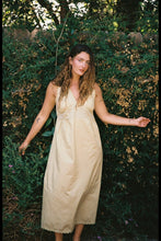 Load image into Gallery viewer, Butter Makinna Poplin Dress
