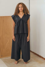 Load image into Gallery viewer, Black Cable Pant
