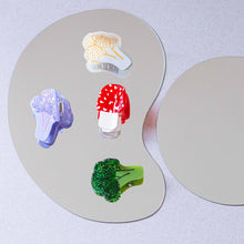Load image into Gallery viewer, Broccoli Hair Claw Accessories Jenny Lemons 

