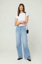 Load image into Gallery viewer, 90s Blue Kate Baggy
