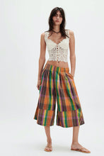Load image into Gallery viewer, Orange Ivy Crop Pull-On Cullotte
