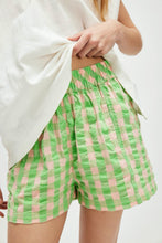 Load image into Gallery viewer, Exotic Lime Get Free Pull On
